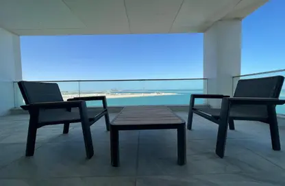 Apartment - 2 Bedrooms - 3 Bathrooms for rent in Marina Tower 23 - Marina District - Lusail