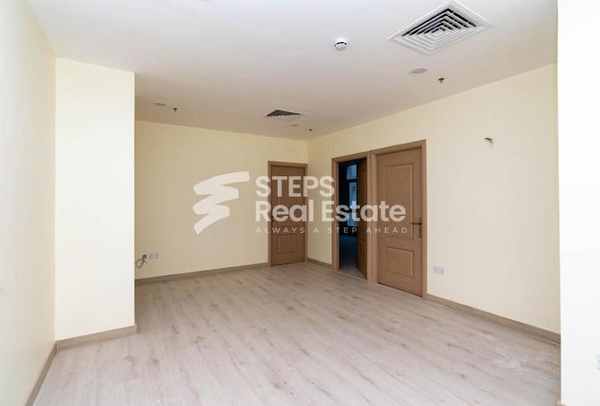 925881 - Property Image 3