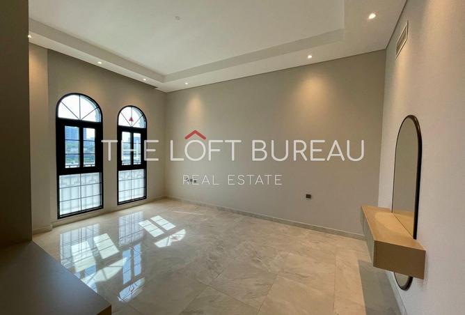 978707 - Property Image 3