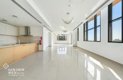 Apartment - 3 Bedrooms - 4 Bathrooms for rent in West Porto Drive - Porto Arabia - The Pearl Island - Doha