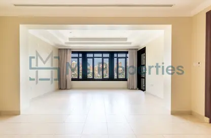 Townhouse - 1 Bedroom - 2 Bathrooms for rent in West Porto Drive - Porto Arabia - The Pearl Island - Doha
