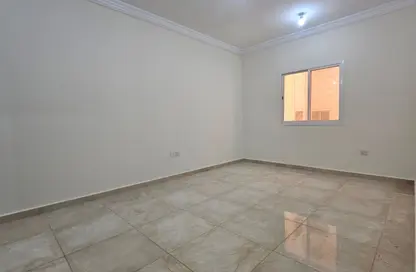 Apartment - 2 Bedrooms - 2 Bathrooms for rent in Al Sadd - Doha
