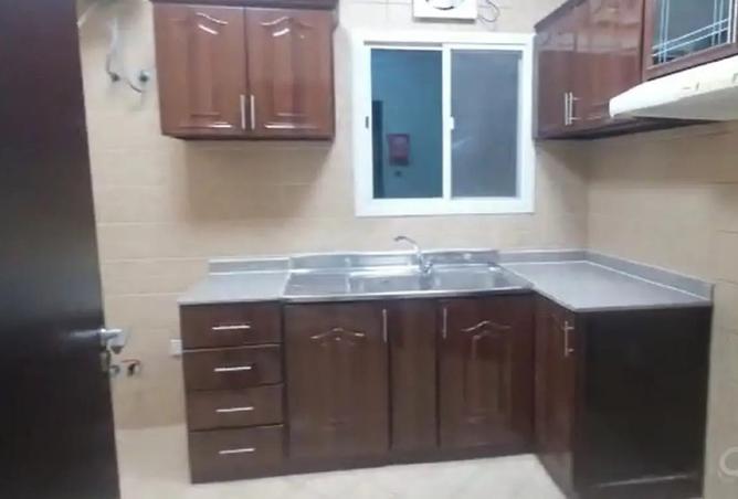 987348 - Property Image 2