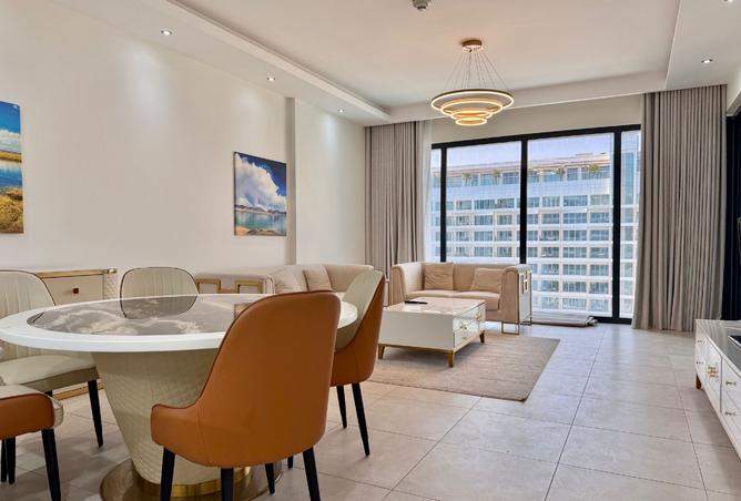 989245 - Property Image 3