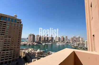 Apartment - 1 Bedroom - 2 Bathrooms for rent in Tower 27 - Porto Arabia - The Pearl Island - Doha