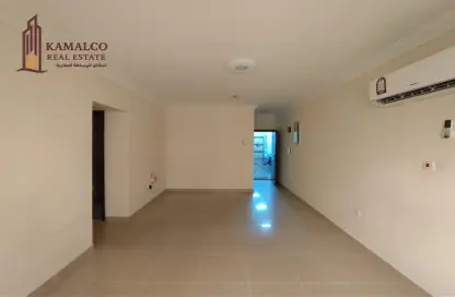 Apartment - 2 Bedrooms - 2 Bathrooms for rent in Al Mansoura - Al Mansoura - Doha