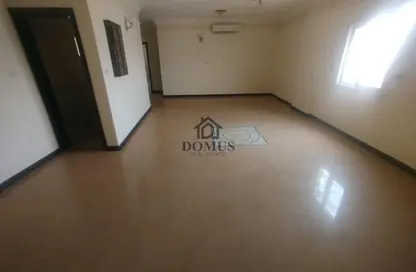 Apartment - 2 Bedrooms - 3 Bathrooms for rent in Thabit Bin Zaid Street - Al Mansoura - Doha