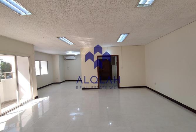 956201 - Property Image 3