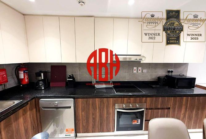 989204 - Property Image 3