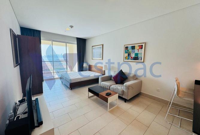 983700 - Property Image 2