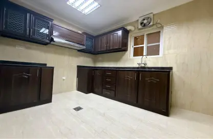 Apartment - 2 Bedrooms - 2 Bathrooms for rent in Al Wakra - Al Wakrah - Al Wakra