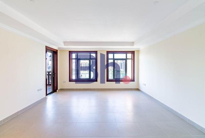 954463 - Property Image 2