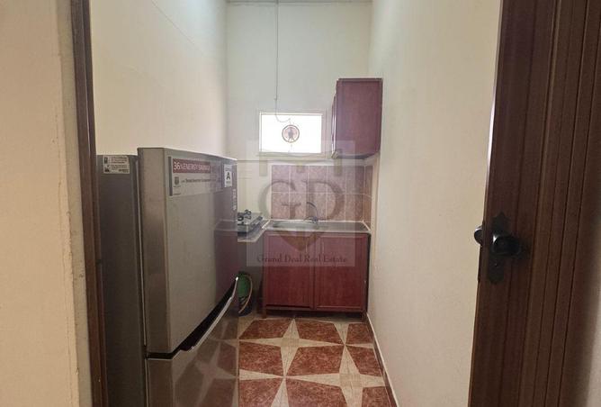 906721 - Property Image 3