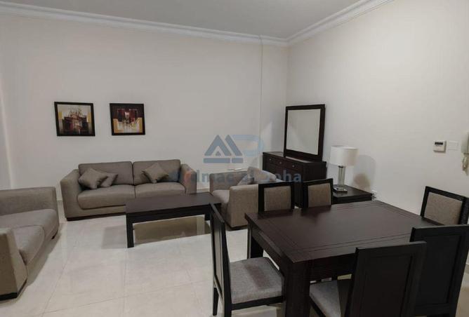 931381 - Property Image 2