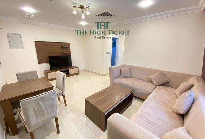 945594 - Property Image 2