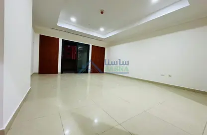 Apartment - 2 Bedrooms - 3 Bathrooms for sale in West Porto Drive - Porto Arabia - The Pearl Island - Doha
