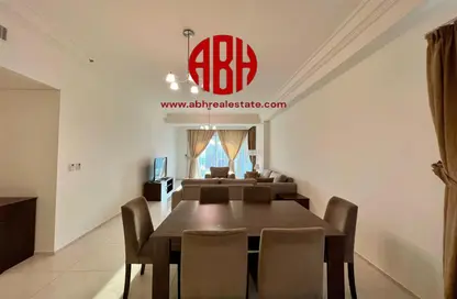 Dining Room image for: Apartment - 3 Bedrooms - 4 Bathrooms for rent in Viva West - Viva Bahriyah - The Pearl Island - Doha, Image 1
