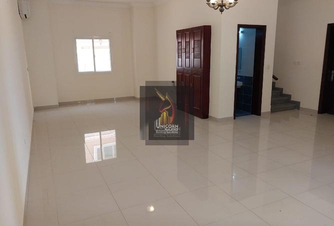 893037 - Property Main Image