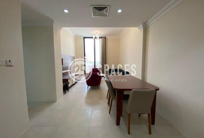 896811 - Property Image 2