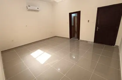 شقة - 1 حمام للايجار في شارع النعيجة - النعيجة - الدوحة