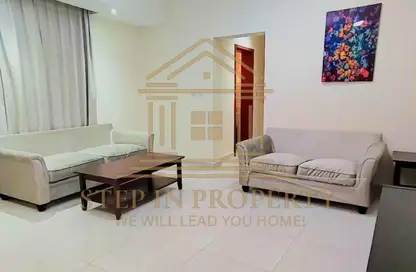Apartment - 2 Bedrooms - 2 Bathrooms for rent in Anas Street - Fereej Bin Mahmoud North - Fereej Bin Mahmoud - Doha