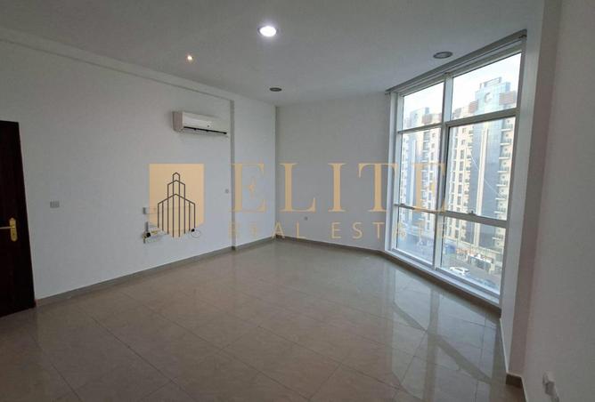 945342 - Property Main Image