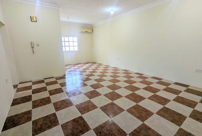 957932 - Property Image 3