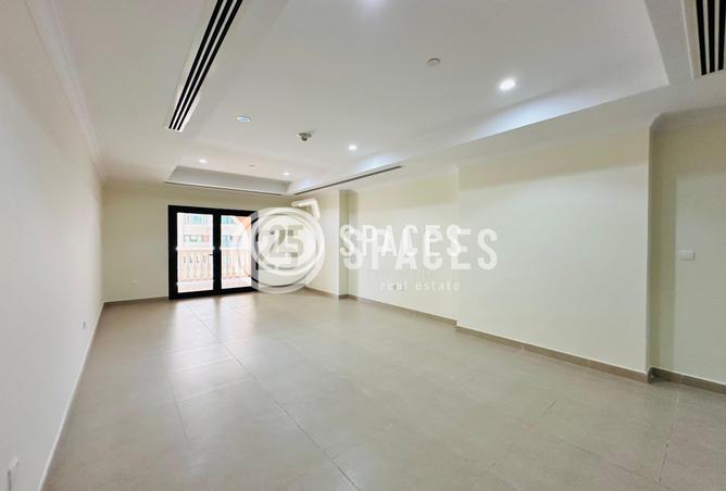 Apartment - Studio - 1 Bathroom for rent in West Porto Drive - Porto Arabia - The Pearl Island - Doha