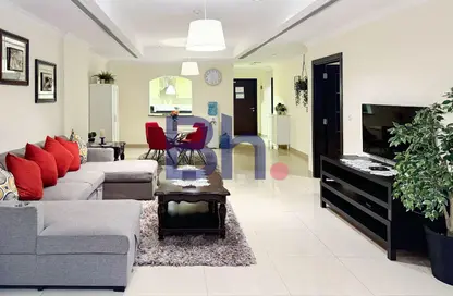 Apartment - 1 Bedroom - 2 Bathrooms for rent in West Porto Drive - Porto Arabia - The Pearl Island - Doha