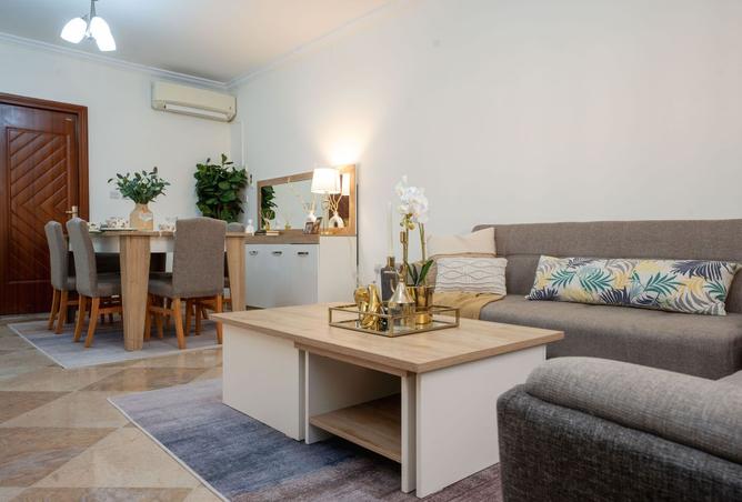 863195 - Property Image 2