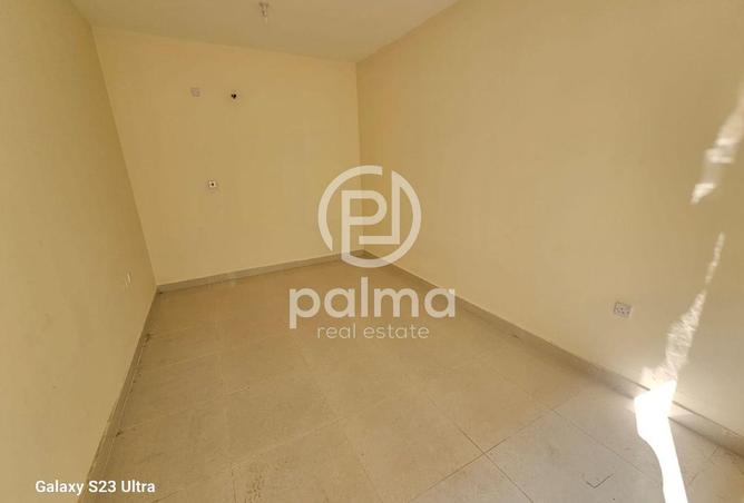 996330 - Property Image 2