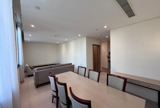 948909 - Property Image 2