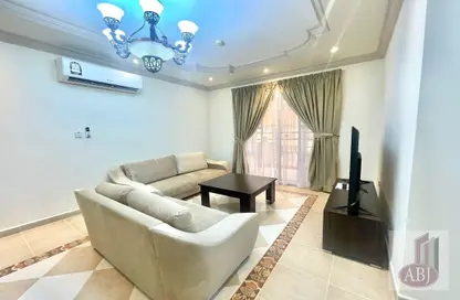 Apartment - 2 Bedrooms - 2 Bathrooms for rent in Thabit Bin Zaid Street - Al Mansoura - Doha