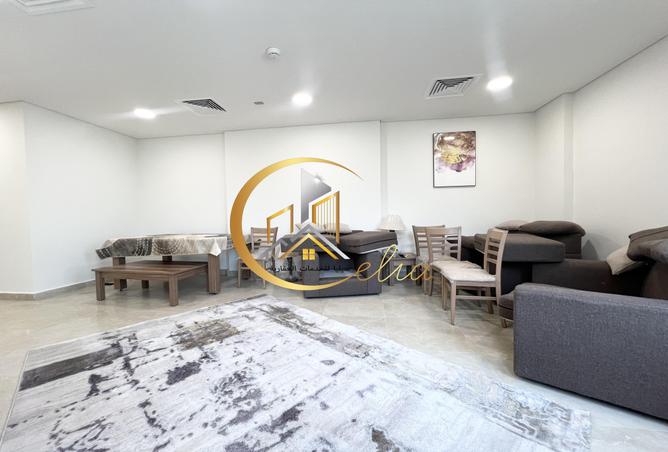 988900 - Property Image 3