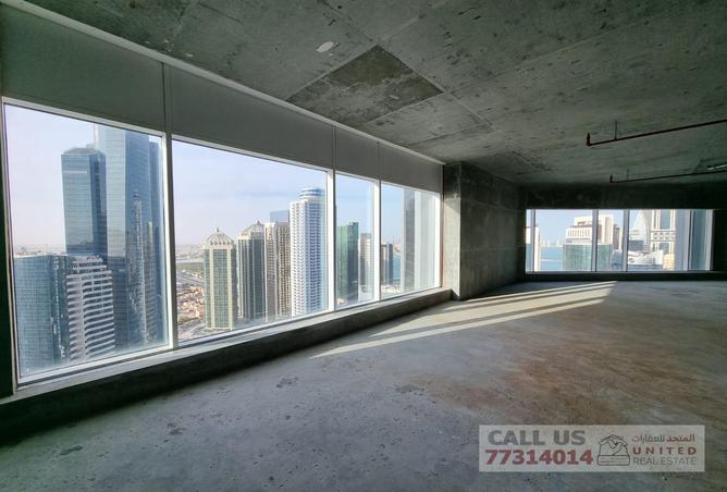 Full Floor - Studio for rent in The Gate Mall - West Bay - Doha