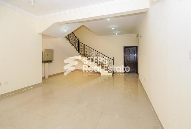 947899 - Property Image 2