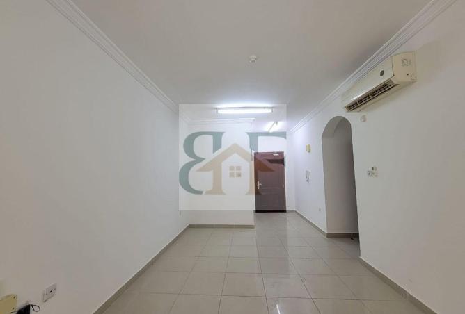 935912 - Property Image 2