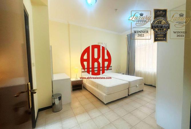 978078 - Property Image 2