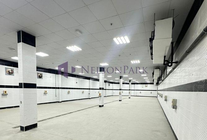 985635 - Property Image 2