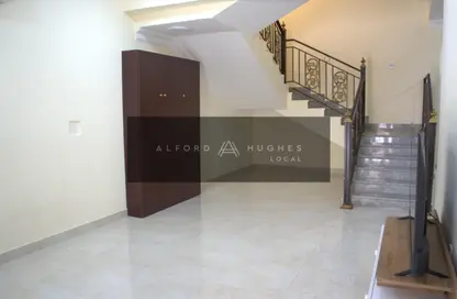 مجمع سكني - 6 غرف نوم - 5 حمامات للبيع في Al Sakhama - الدوحة