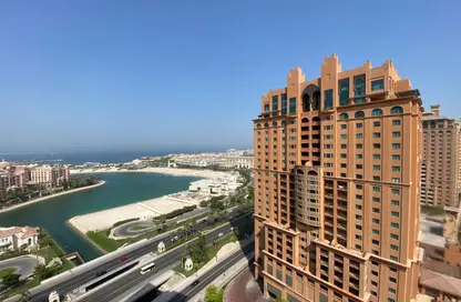 Apartment - 4 Bedrooms - 5 Bathrooms for sale in West Porto Drive - Porto Arabia - The Pearl Island - Doha