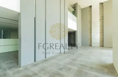 Shop - Studio - 1 Bathroom for rent in Fereej Bin Mahmoud North - Fereej Bin Mahmoud - Doha