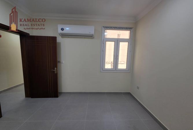940260 - Property Image 3