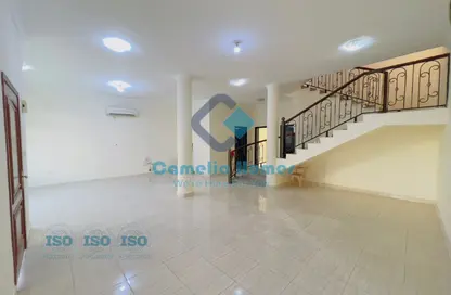 مجمع سكني - 5 غرف نوم - 3 حمامات للايجار في شارع العزيزة - العزيزية - الدوحة