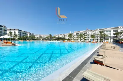 Apartment - 3 Bedrooms - 2 Bathrooms for rent in Les Maisons Blanches - Lusail