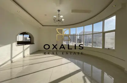 Apartment - 3 Bedrooms - 3 Bathrooms for rent in Al Mansoura - Al Mansoura - Doha
