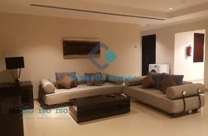 Apartment - 2 Bedrooms - 3 Bathrooms for rent in East Porto Drive - Porto Arabia - The Pearl Island - Doha