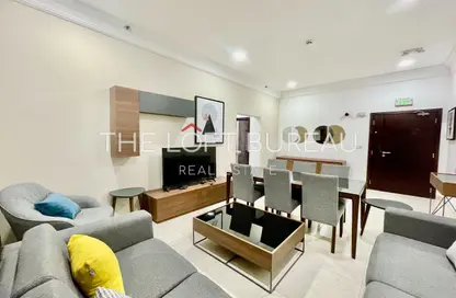 شقة - 2 غرف نوم - 2 حمامات للايجار في شارع عاصم بن عمر - المنصورة - الدوحة