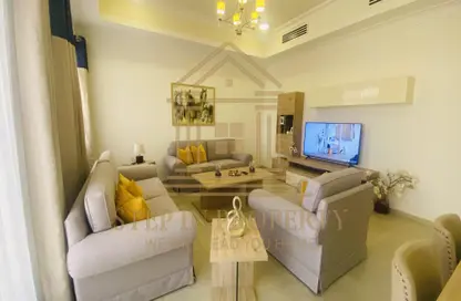 Apartment - 2 Bedrooms - 3 Bathrooms for rent in AlMuraikh - Doha