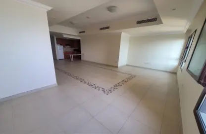 شقة - 3 غرف نوم - 4 حمامات للايجار في بورتو أرابيا - جزيرة اللؤلؤة - الدوحة